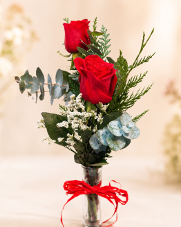 Medas jarrón con 2 rosas deluxe